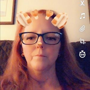 Meet your Posher, Marsha